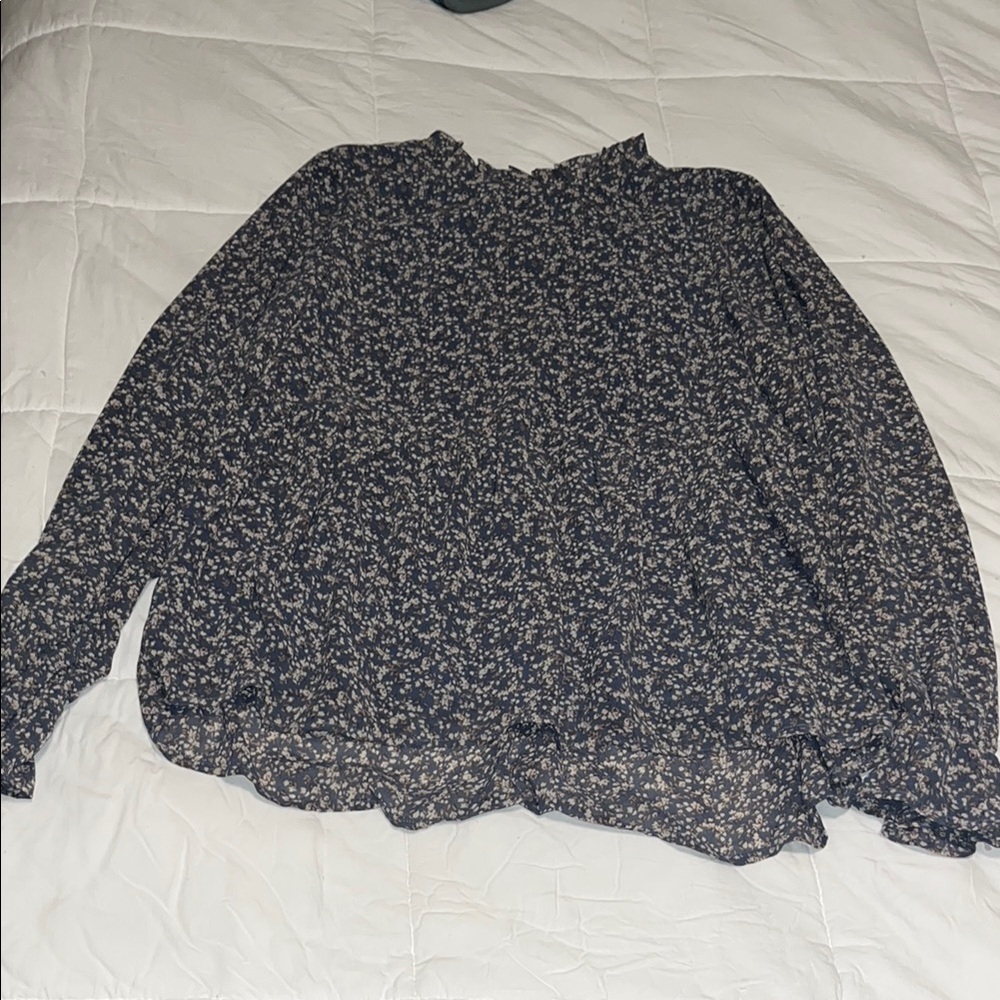 Hudson Grey Blue and White Boxy Long Sleeve peasant style Blouse size Large EUC
